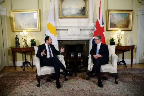 Großbritanniens Premierminister Keir Starmer besucht Zypern: Treffen mit Präsident Christodoulides im Fokus