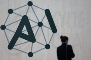 Künstliche Intelligenz trifft Mittelmeer: Bcentriqe.ai expandiert strategisch nach Zypern