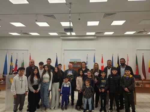 Bildung als Brücke: Zypern stärkt Schulen der Diaspora und der Enklaven