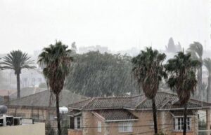 Gelbe Warnung des Wetterdienstes: Starke Gewitter am Sonntag