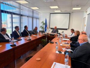 Diskussion über steigende Kraftstoffpreise